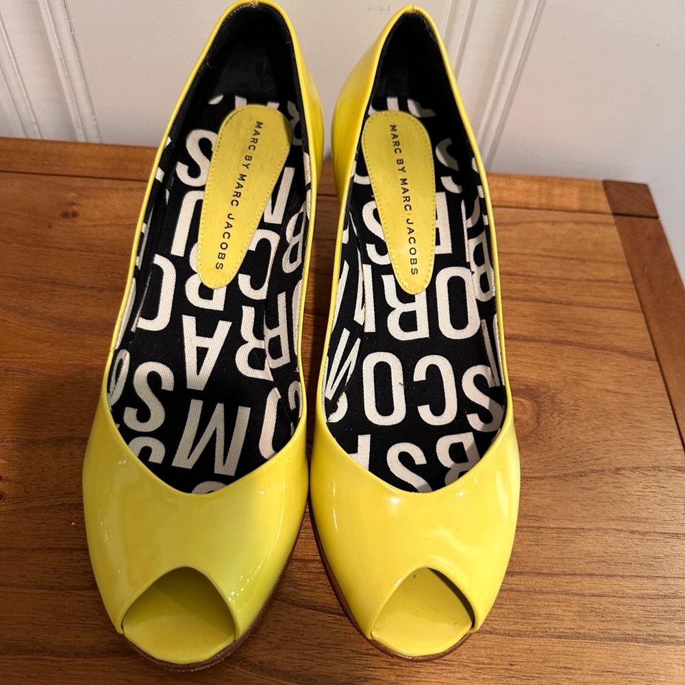 Marc by Marc Jacobs Bright Yellow Peep Toe Heels